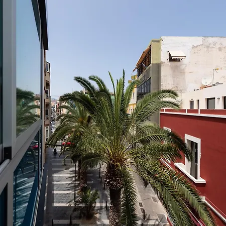 In Palmas Near Canteras Apartment